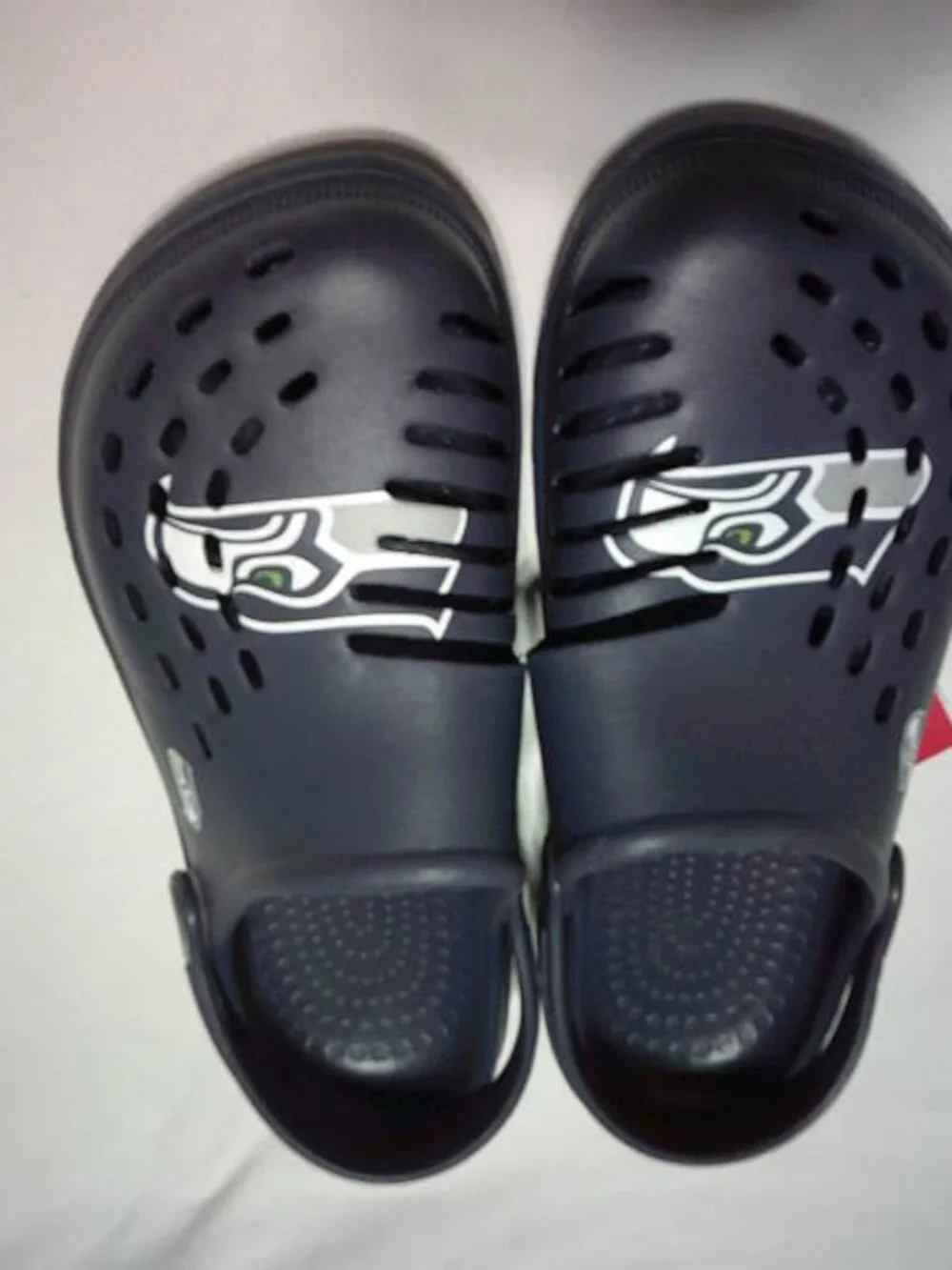 NEW FOCO NFL SEATTLE SEAHAWKS CLOG STYLE SANDALS SHOES SLIPPERS SIZE L 11-12 🏈